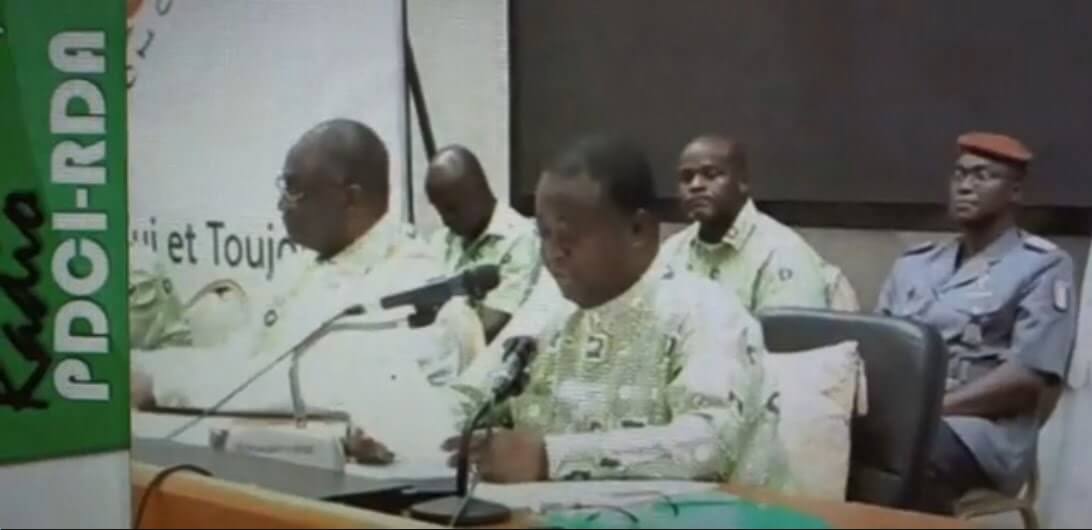 En Côted’Ivoire le gouvernement condamne les propos de Bédié sur des