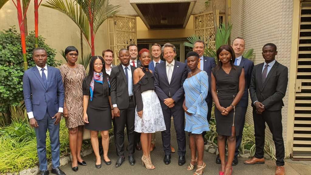 "La jeunesse ivoirienne mérite d’être écoutée", selon l'Ambassadeur de