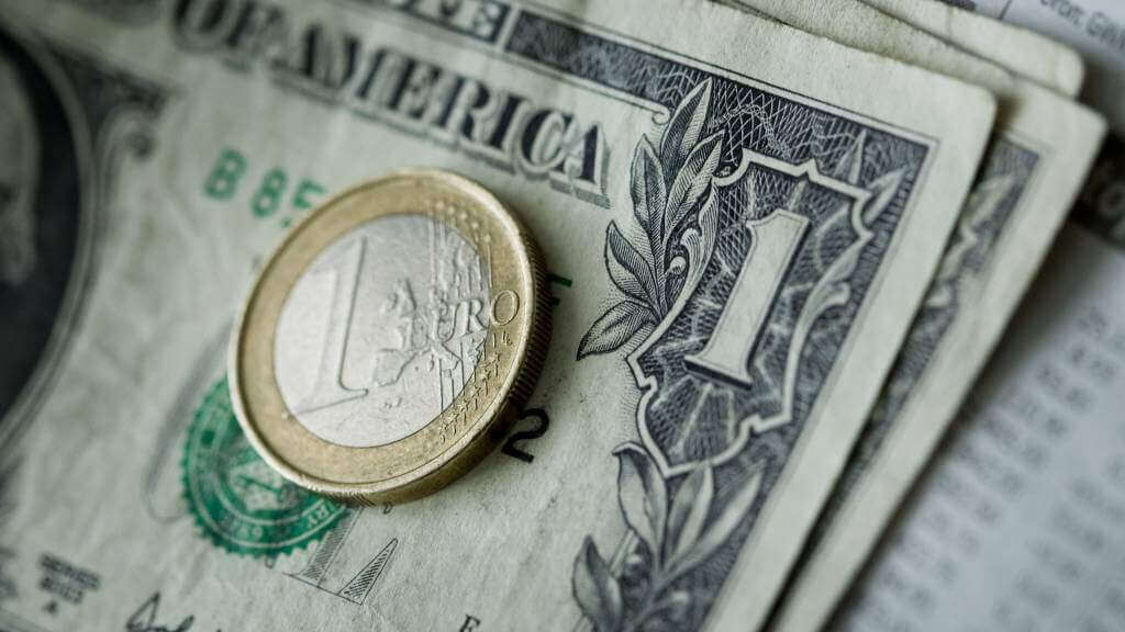 L euro D gringole Face Au Dollar Le Franc Cfa Aussi 1 Euro Vaut 1 L euro D gringole Face Au Dollar Le Franc Cfa Aussi 1 Euro Vaut 1