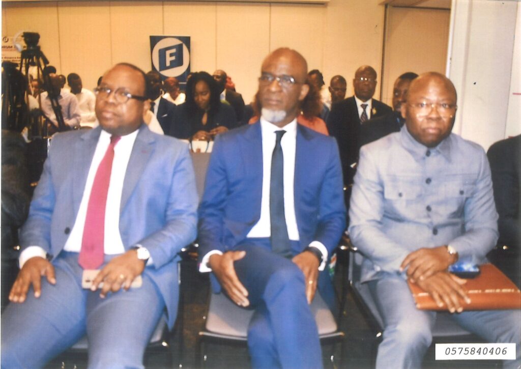 Classée pays à « faible risque » de surendettement pour sa dette publique totale et extérieure, la Côte d’Ivoire doit éviter le risque de dépendance aux capitaux étrangers