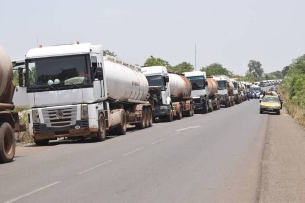 Mali: l’arrivée de 31 millions de litres de carburant relance progressivement l’approvisionnement du pays