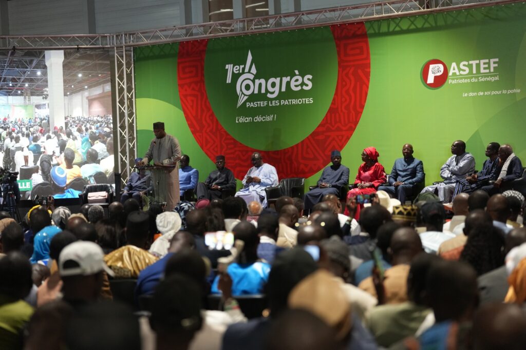 Au Sénégal, Diomaye Faye peut-il légiférer sans Sonko et Pastef ?