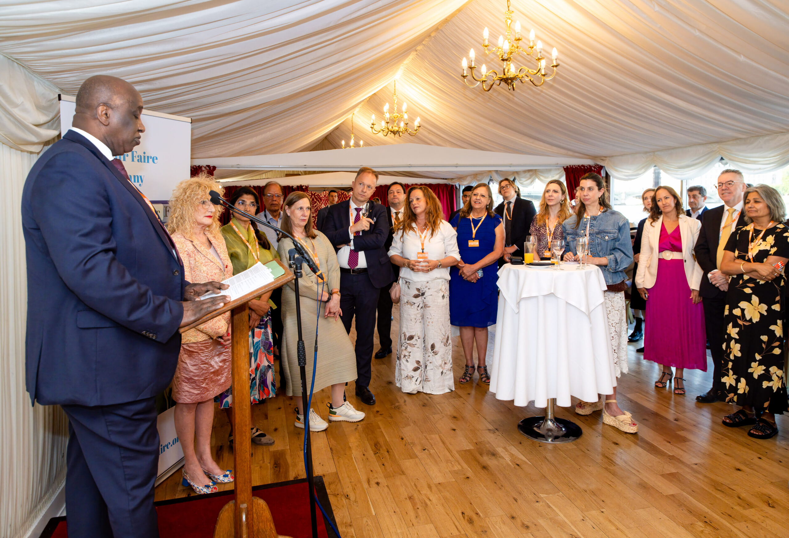 L’Ambassadeur Aly TOURÉ, invité d’honneur du Cocktail d’été des leaders d’affaires internationaux à la Chambre des Lords (Parlement britannique)