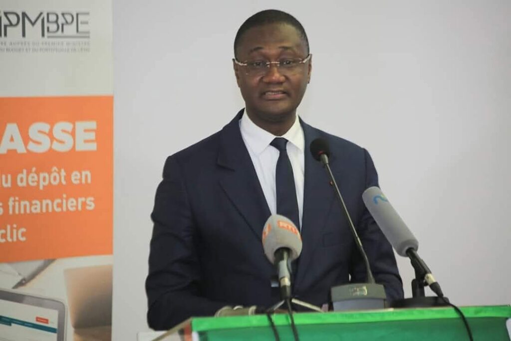 Côte d&rsquo;Ivoire / Hausse de 6% du Budget 2027 : les recettes propres ont-elles augmenté ? Analyses, perspectives