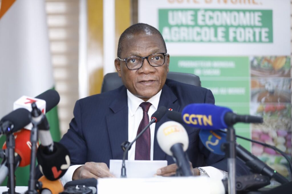 Filière mangue / Bruno Nabagné Koné sonne la révolte après les sanctions de l&rsquo;Europe
