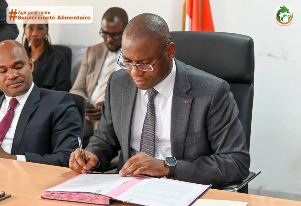 Affaire Vet’tronic / MIRAH : les réponses du ministère de Sidi Tiémoko Touré soulèvent de nouvelles questions